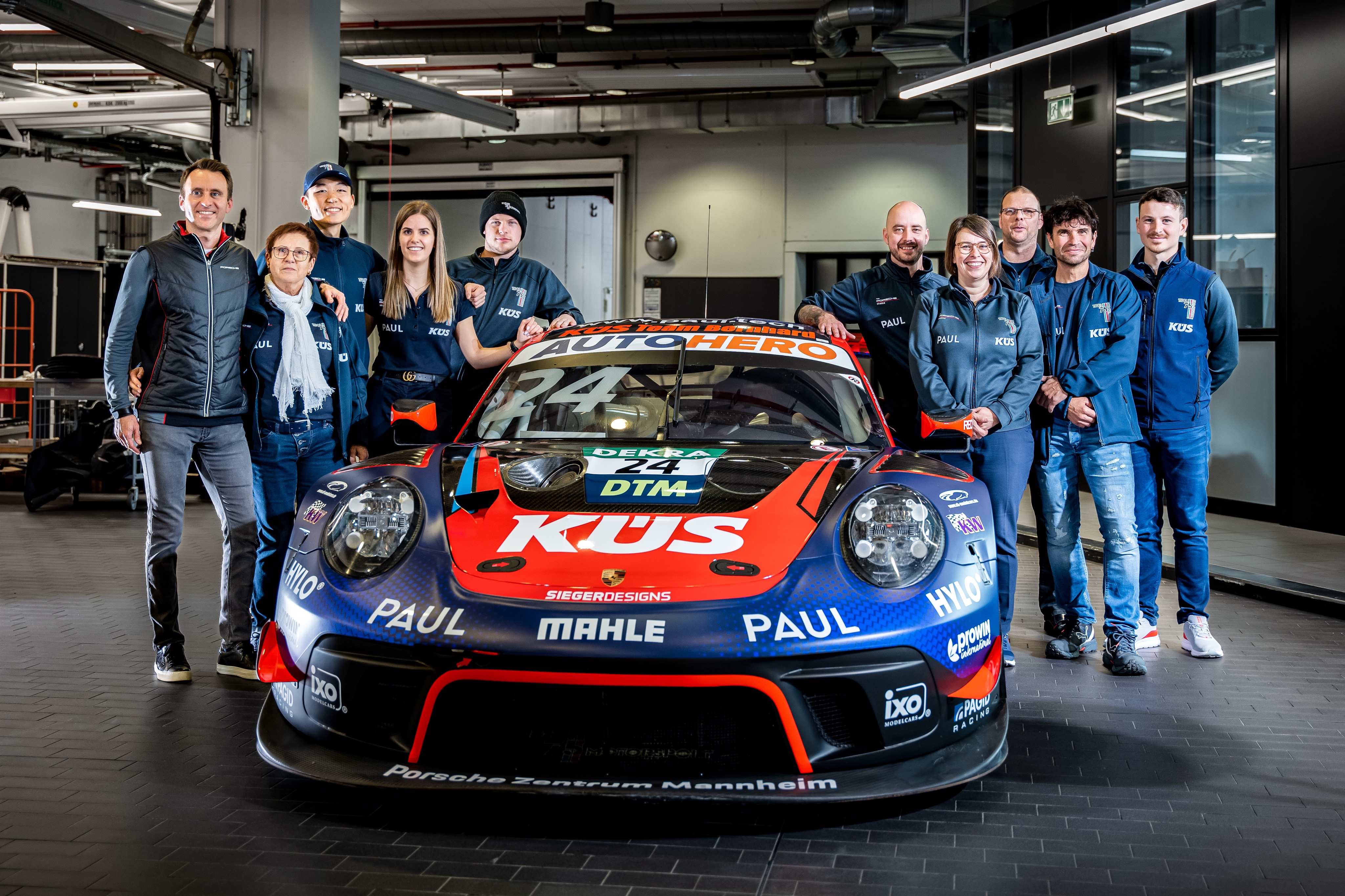 Team 75 Bernhard im Porsche Museum